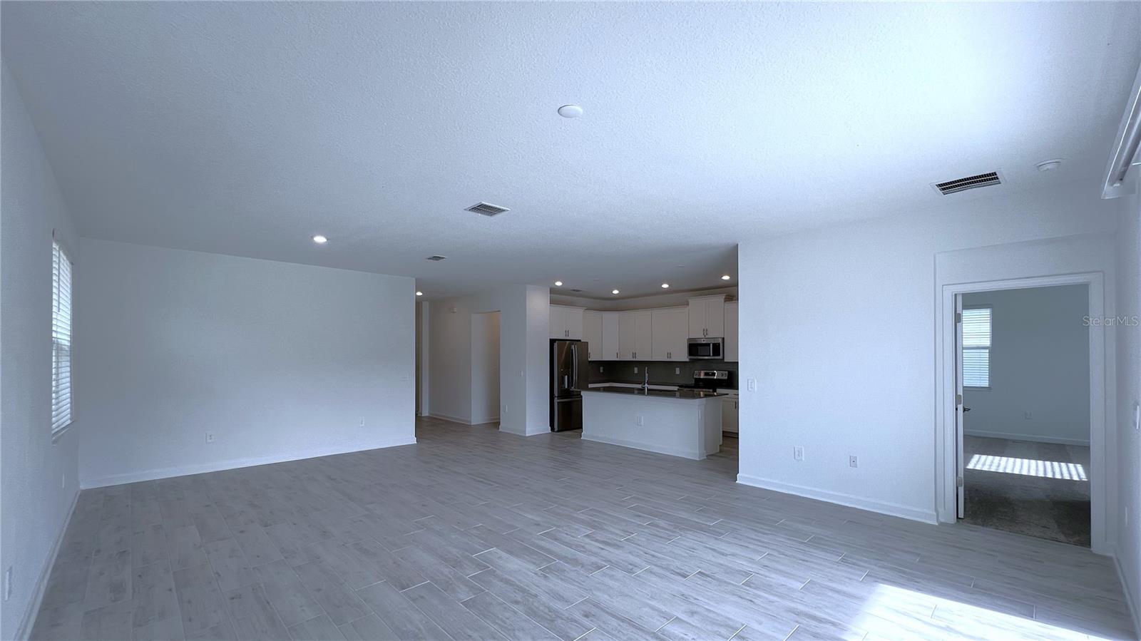 Image 7 of 37 For 3119 Camden Way