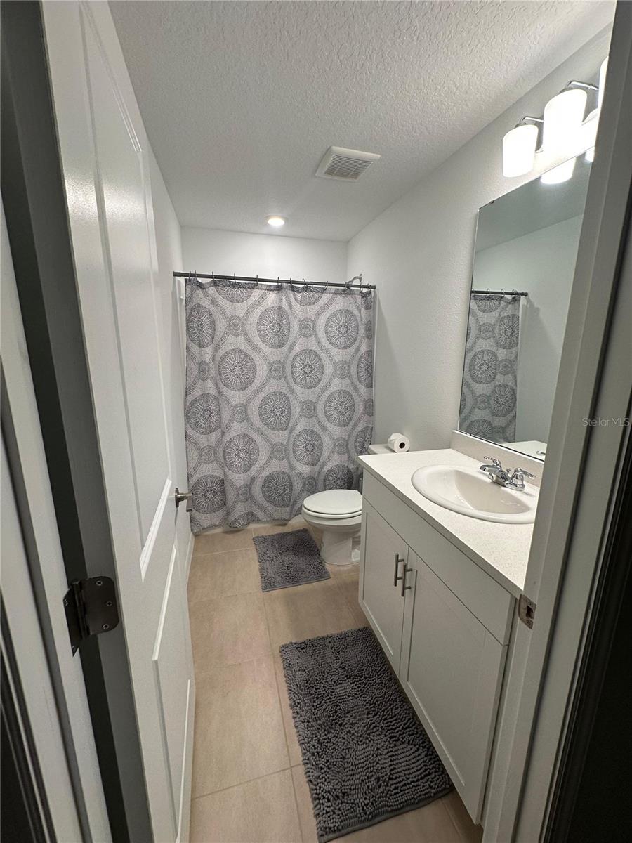Image 19 of 23 For 15092 Ginetti Street