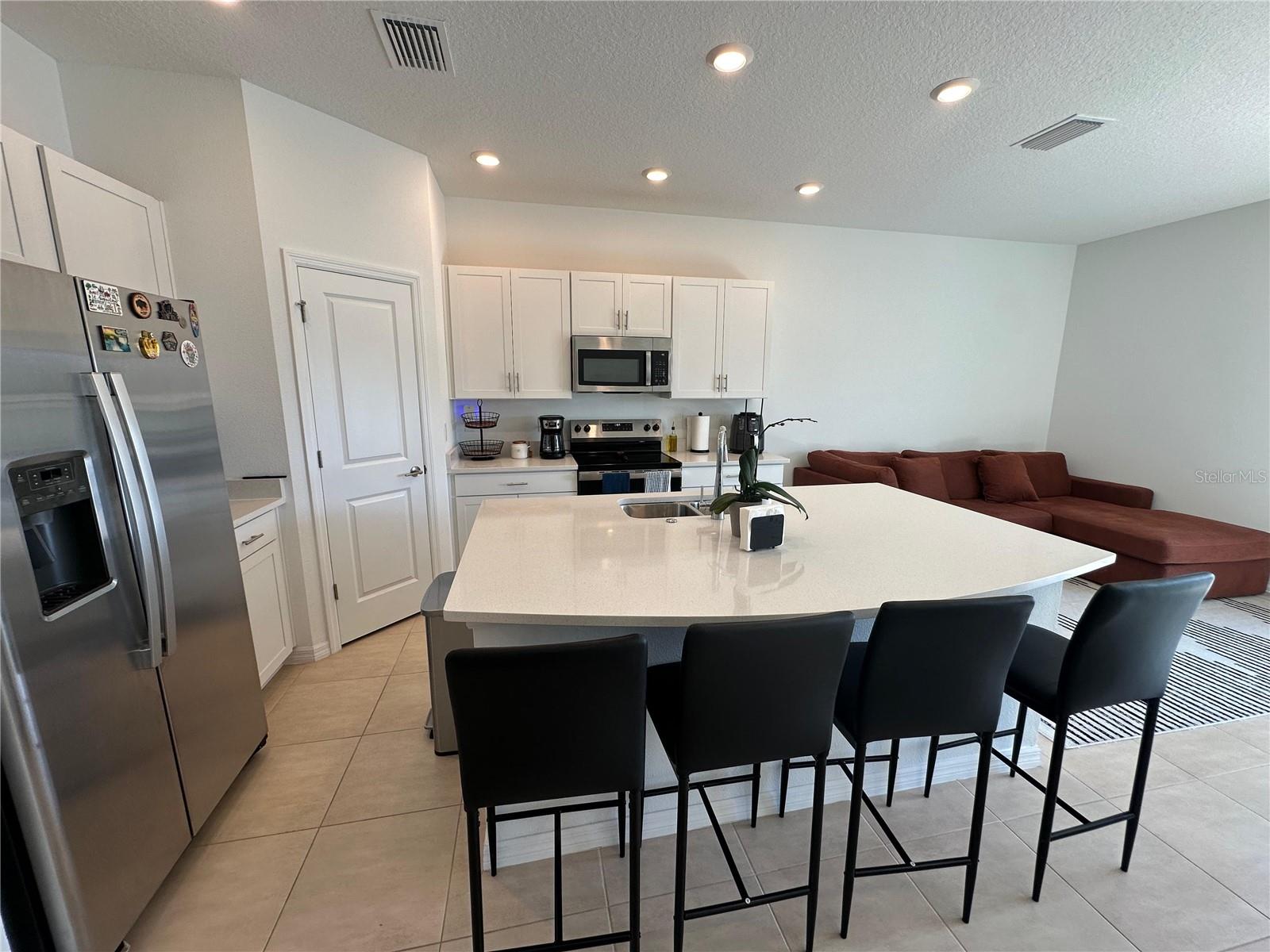 Image 9 of 23 For 15092 Ginetti Street