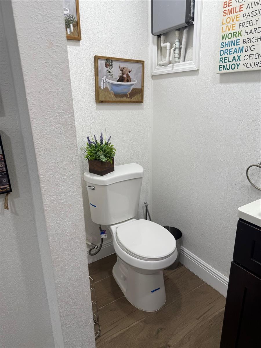 Image 7 of 10 For 2046 Valencia Circle B