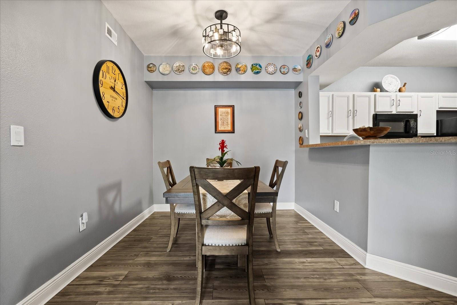 Image 9 of 29 For 3714 Palm Desert Lane 5314