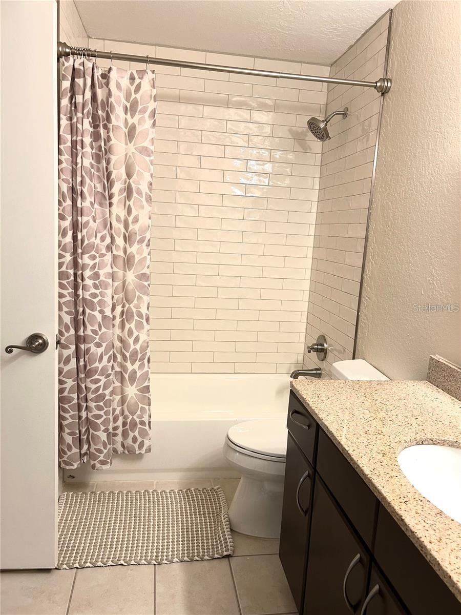 Image 17 of 25 For 11574 Westwood Boulevard 1111