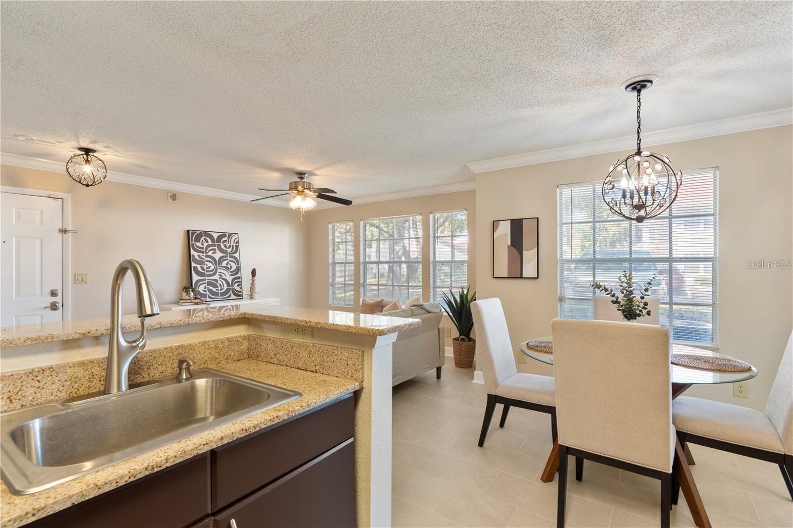 Image 7 of 25 For 11574 Westwood Boulevard 1111