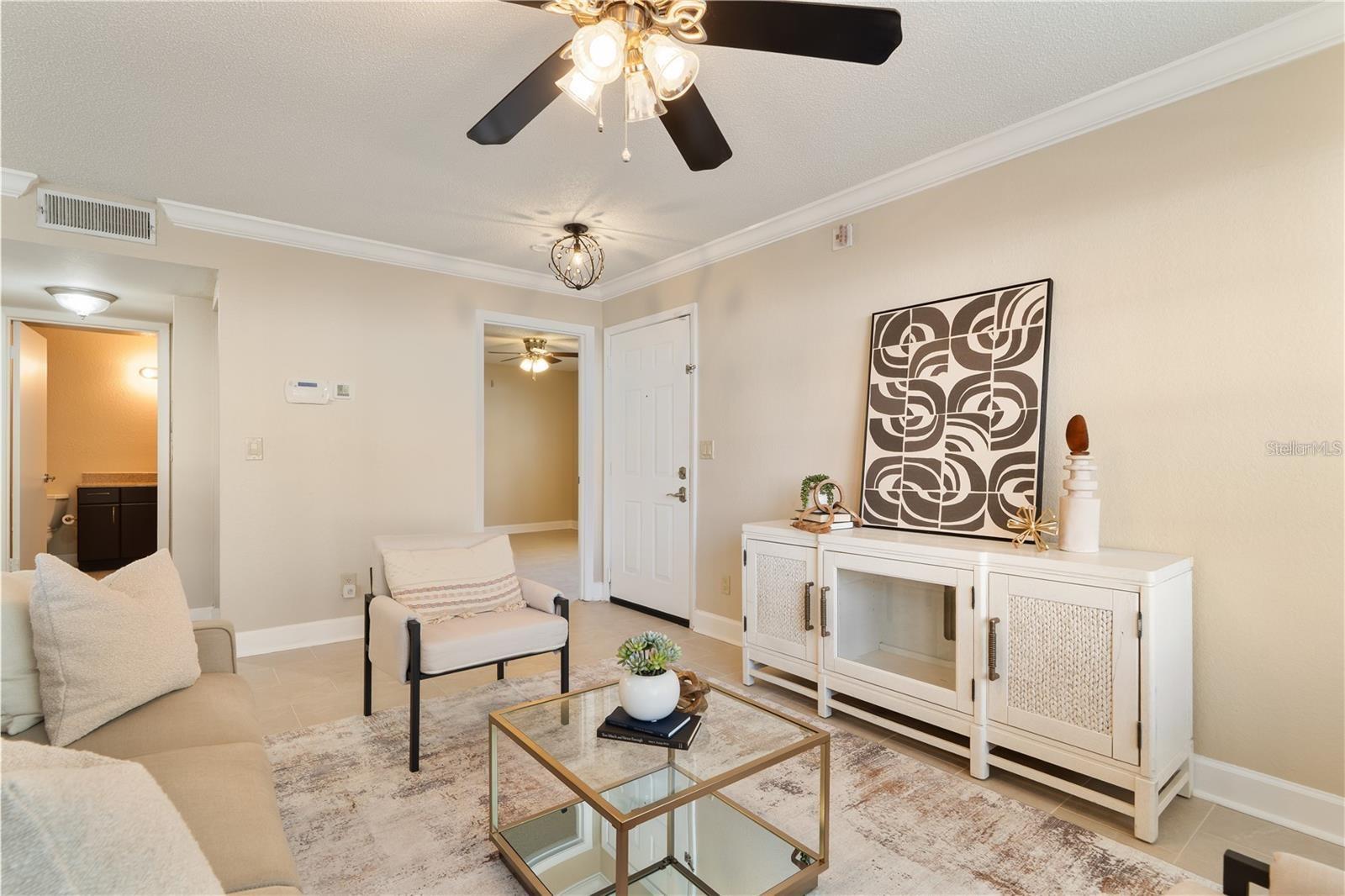 Image 9 of 25 For 11574 Westwood Boulevard 1111