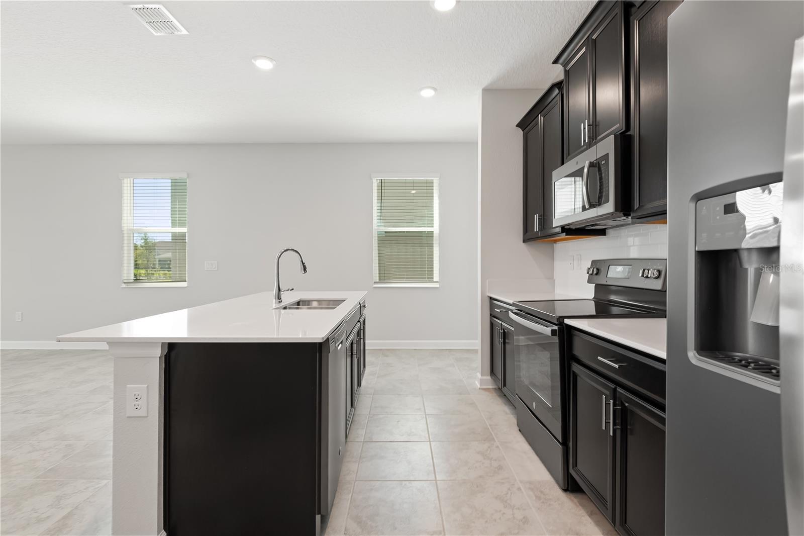 Image 5 of 21 For 4410 Seven Canyons Drive