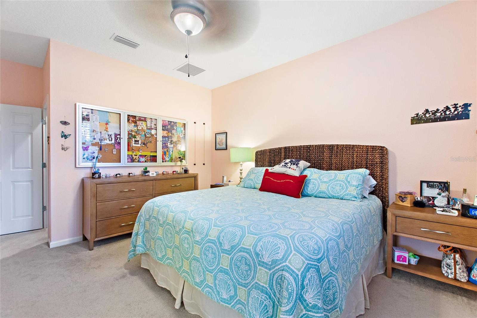 Image 15 of 57 For 525 Gunston Ct