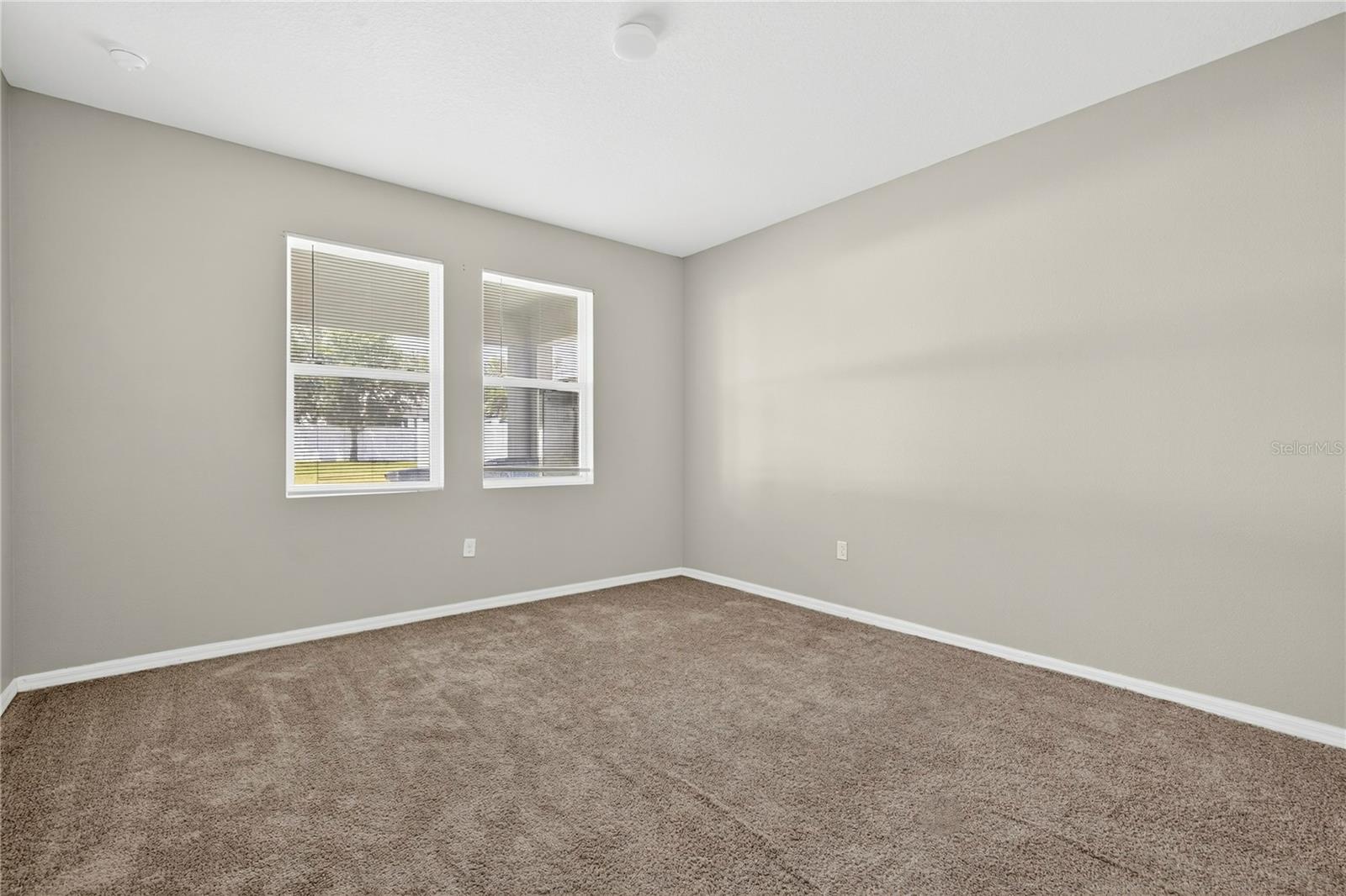 Image 19 of 26 For 3020 Sanderling Street