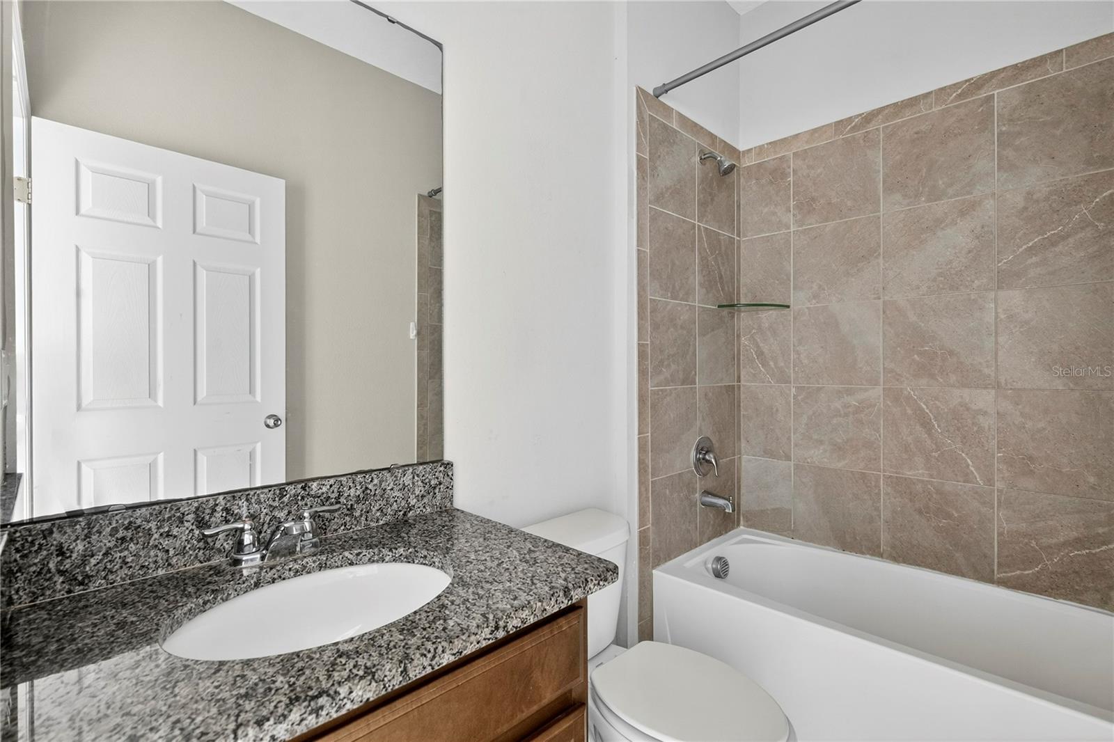 Image 22 of 26 For 3020 Sanderling Street