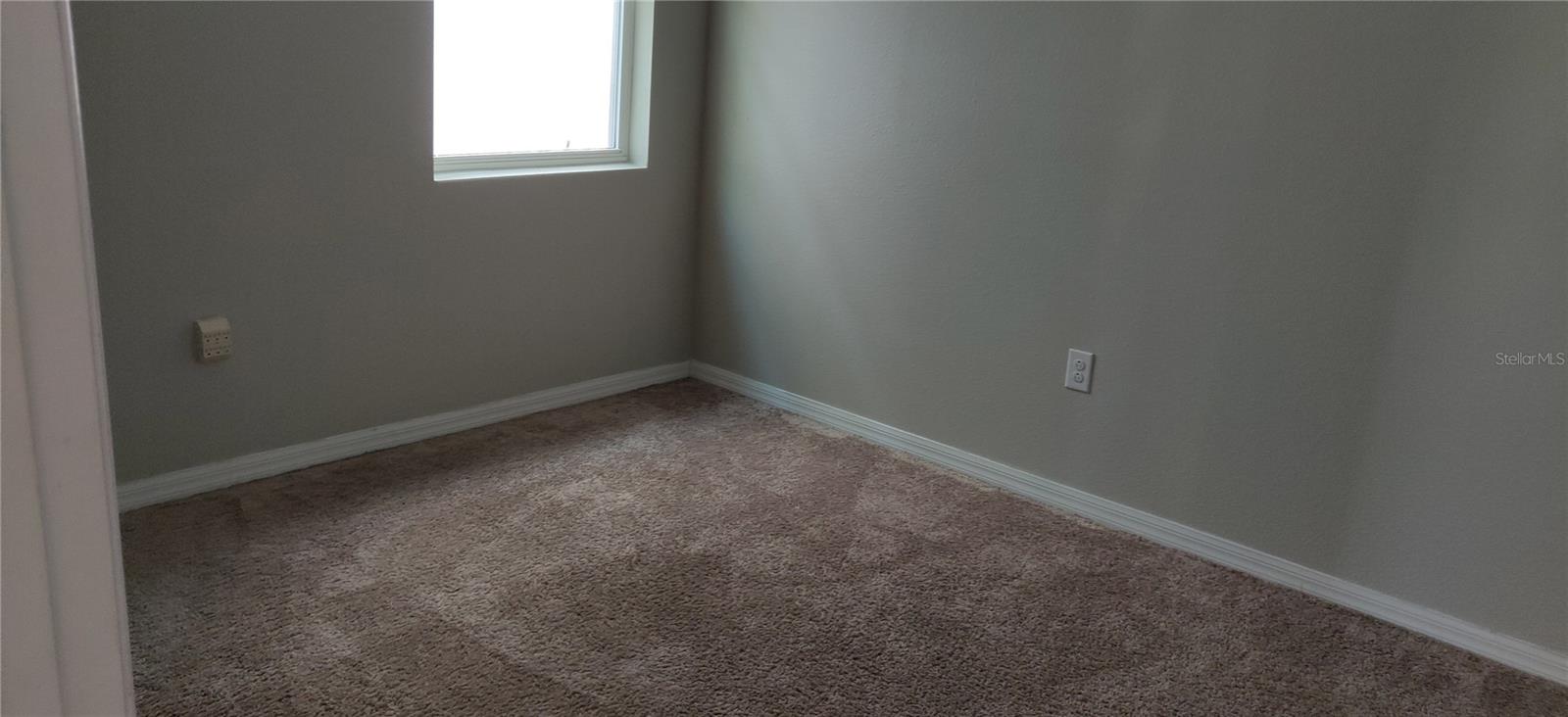 Image 8 of 14 For 3020 Sanderling Street