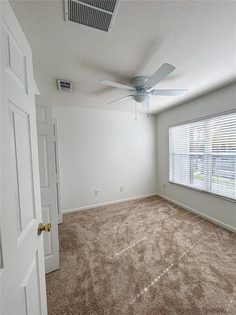 Image 8 of 15 For 10398 Park Commons Drive