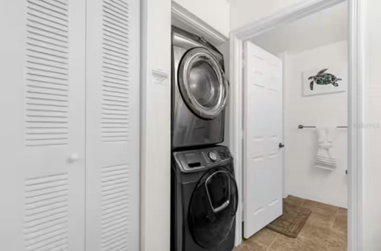 Image 13 of 34 For 4015 Venetian Bay Drive 104