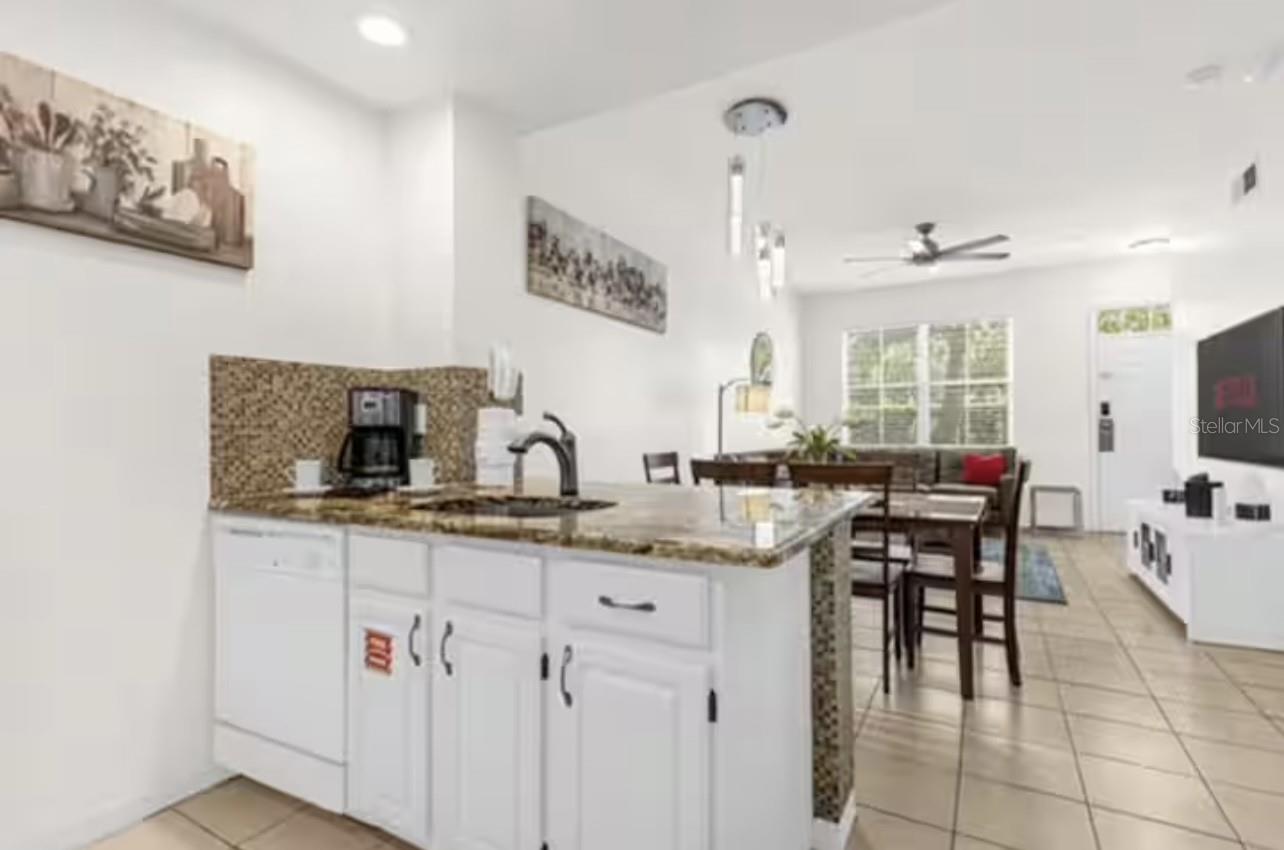 Image 6 of 34 For 4015 Venetian Bay Drive 104