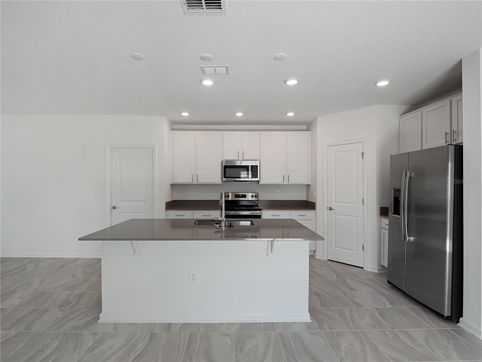 Image 6 of 31 For 571 Jett Lane