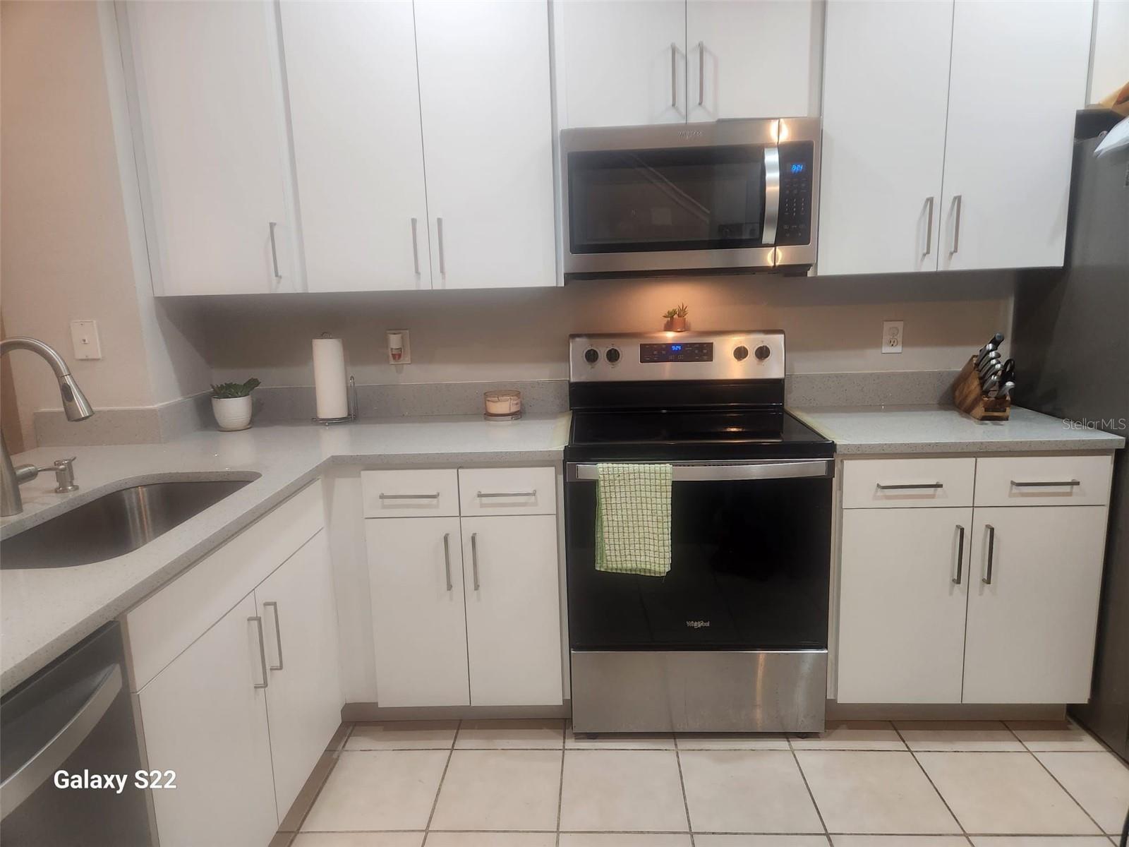 Image 2 of 8 For 10962 Savannah Wood Drive 151