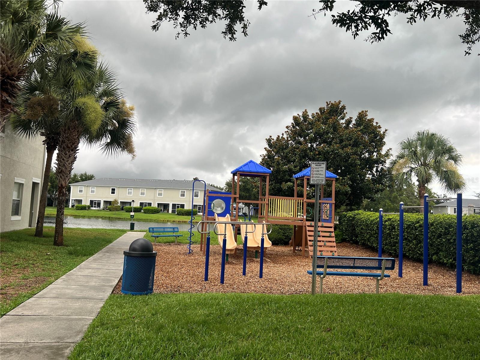 Image 9 of 12 For 10962 Savannah Wood Drive 151