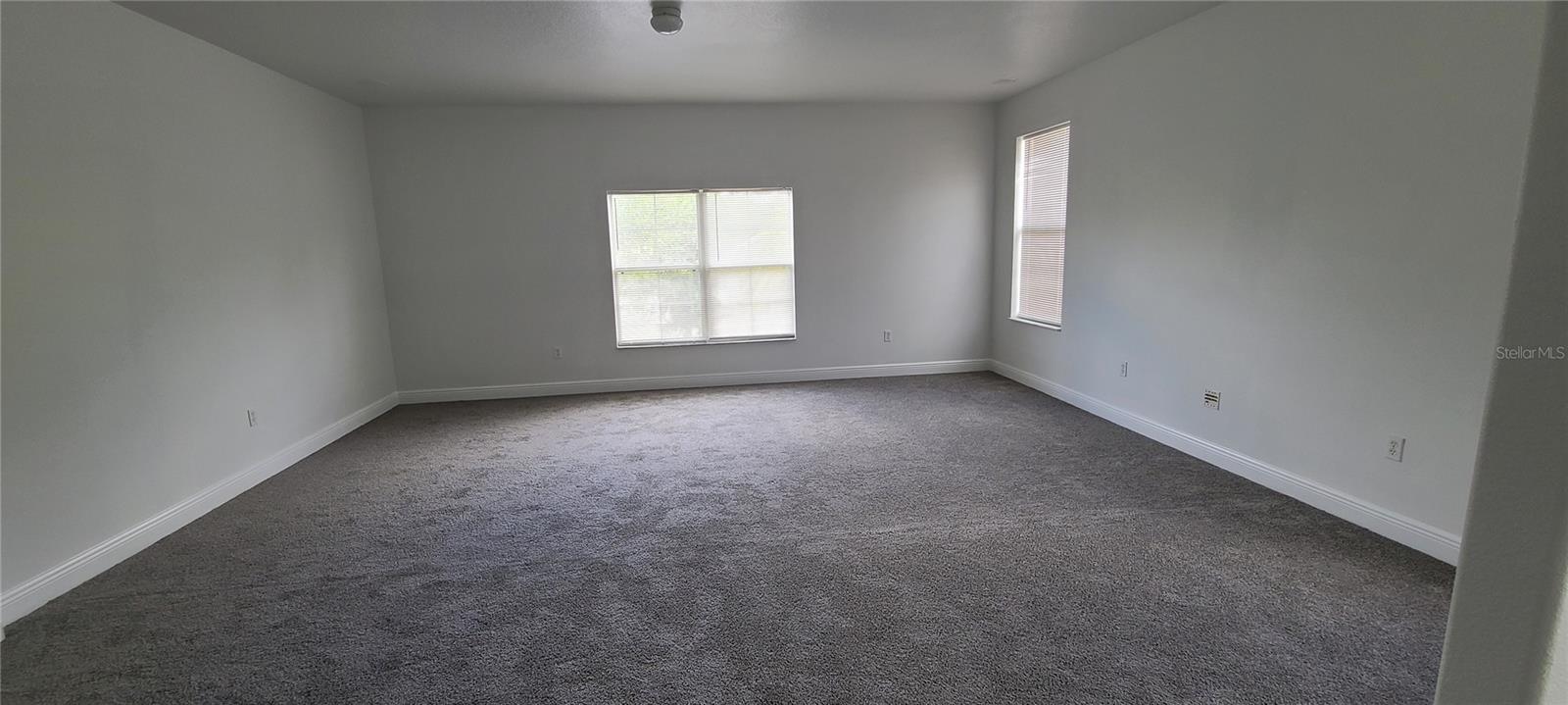 Image 17 of 39 For 4080 Navigator Way
