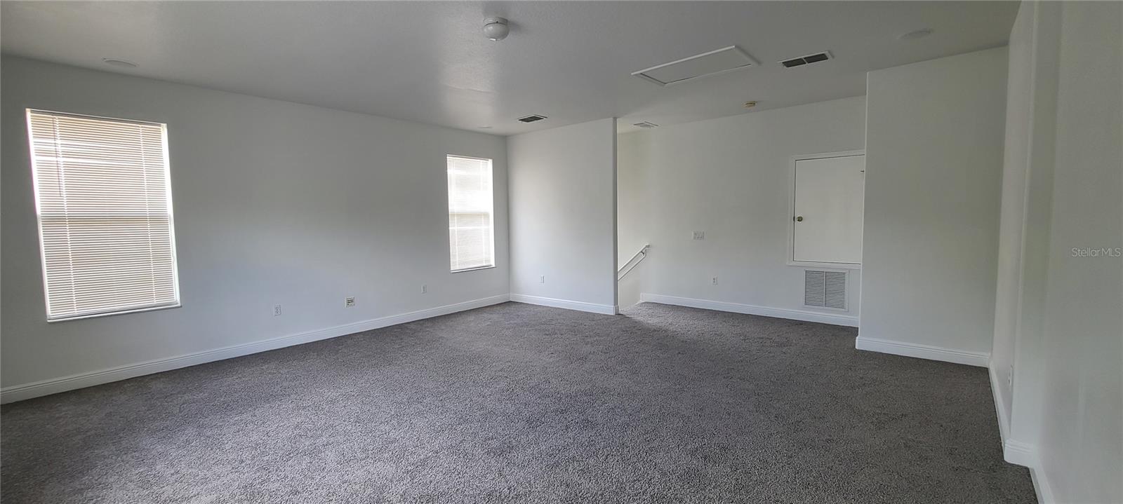Image 18 of 39 For 4080 Navigator Way