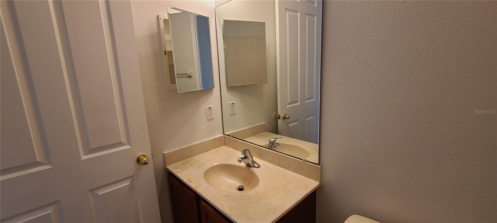 Image 32 of 39 For 4080 Navigator Way