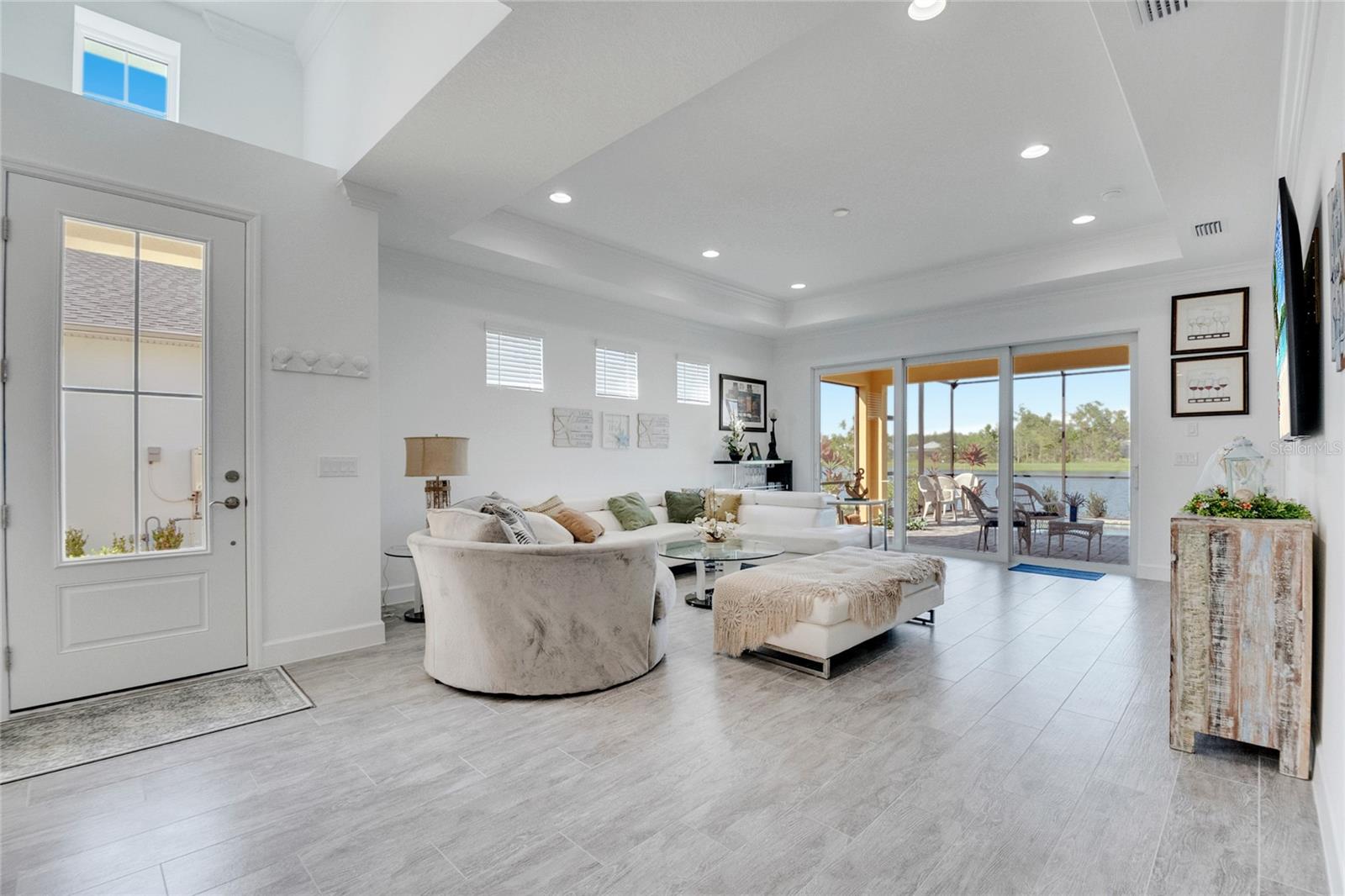 Image 14 of 67 For 879 Margaritaville Avenue