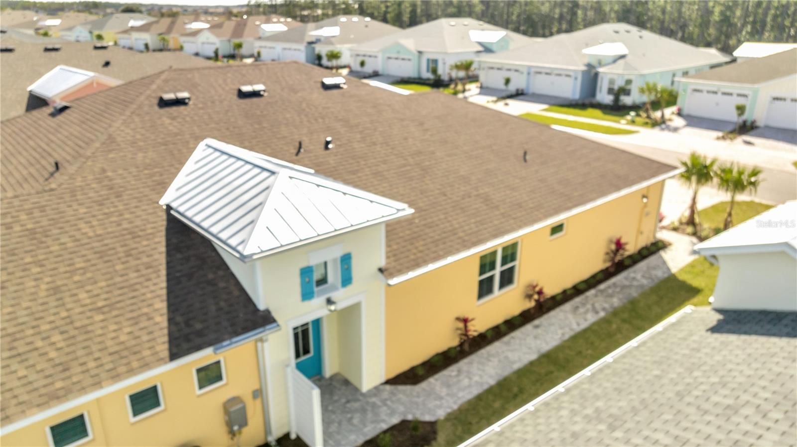 Image 5 of 67 For 879 Margaritaville Avenue
