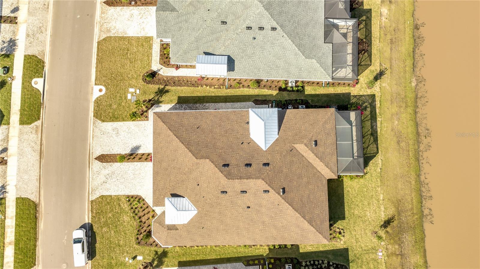 Image 7 of 67 For 879 Margaritaville Avenue