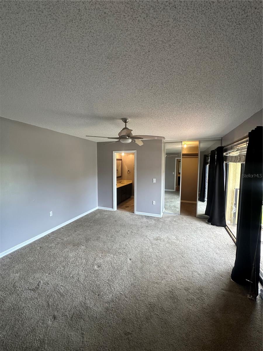 Image 21 of 29 For 5252 Brook Court 240