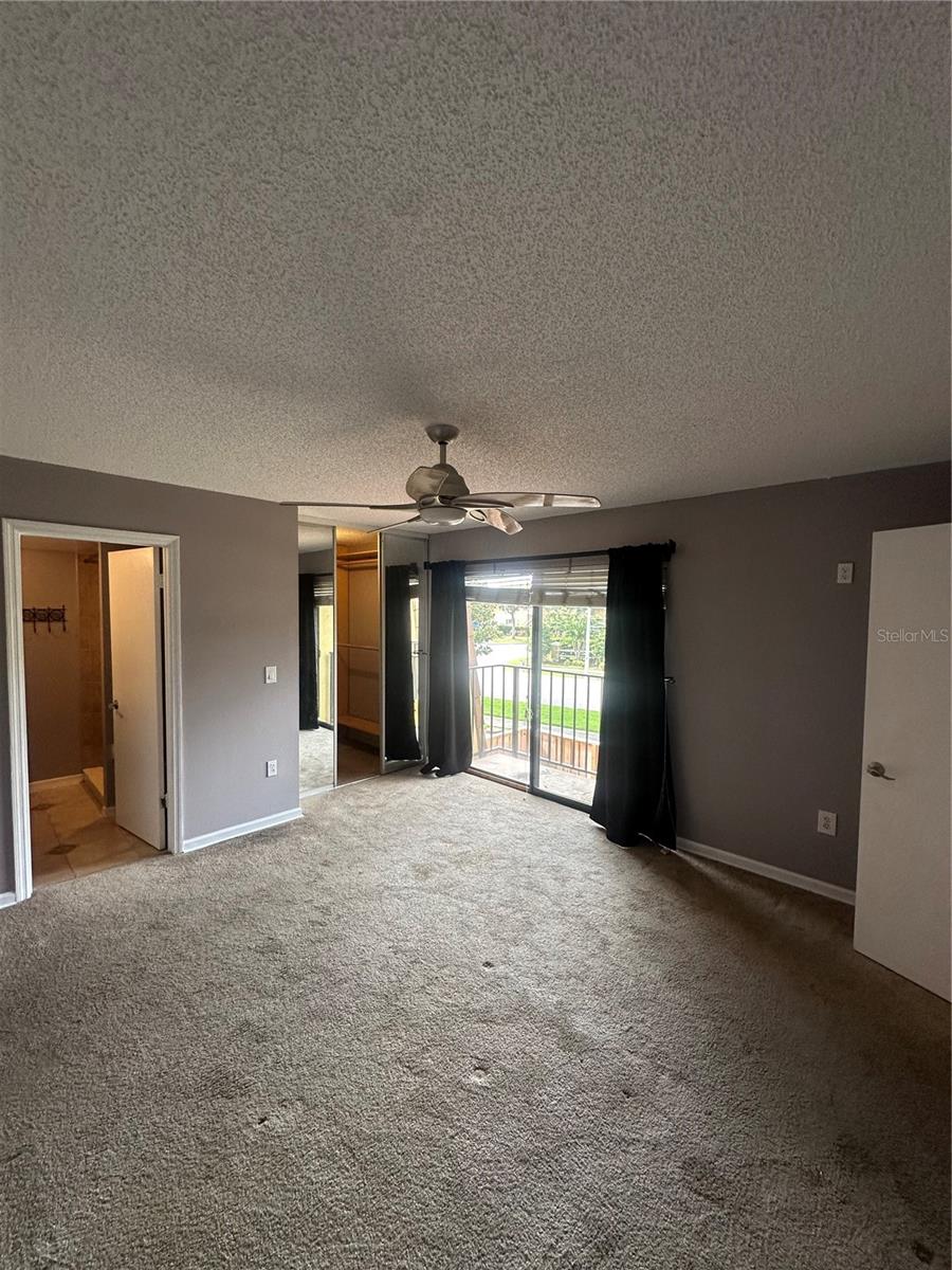 Image 22 of 29 For 5252 Brook Court 240