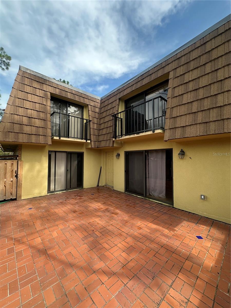 Image 28 of 29 For 5252 Brook Court 240