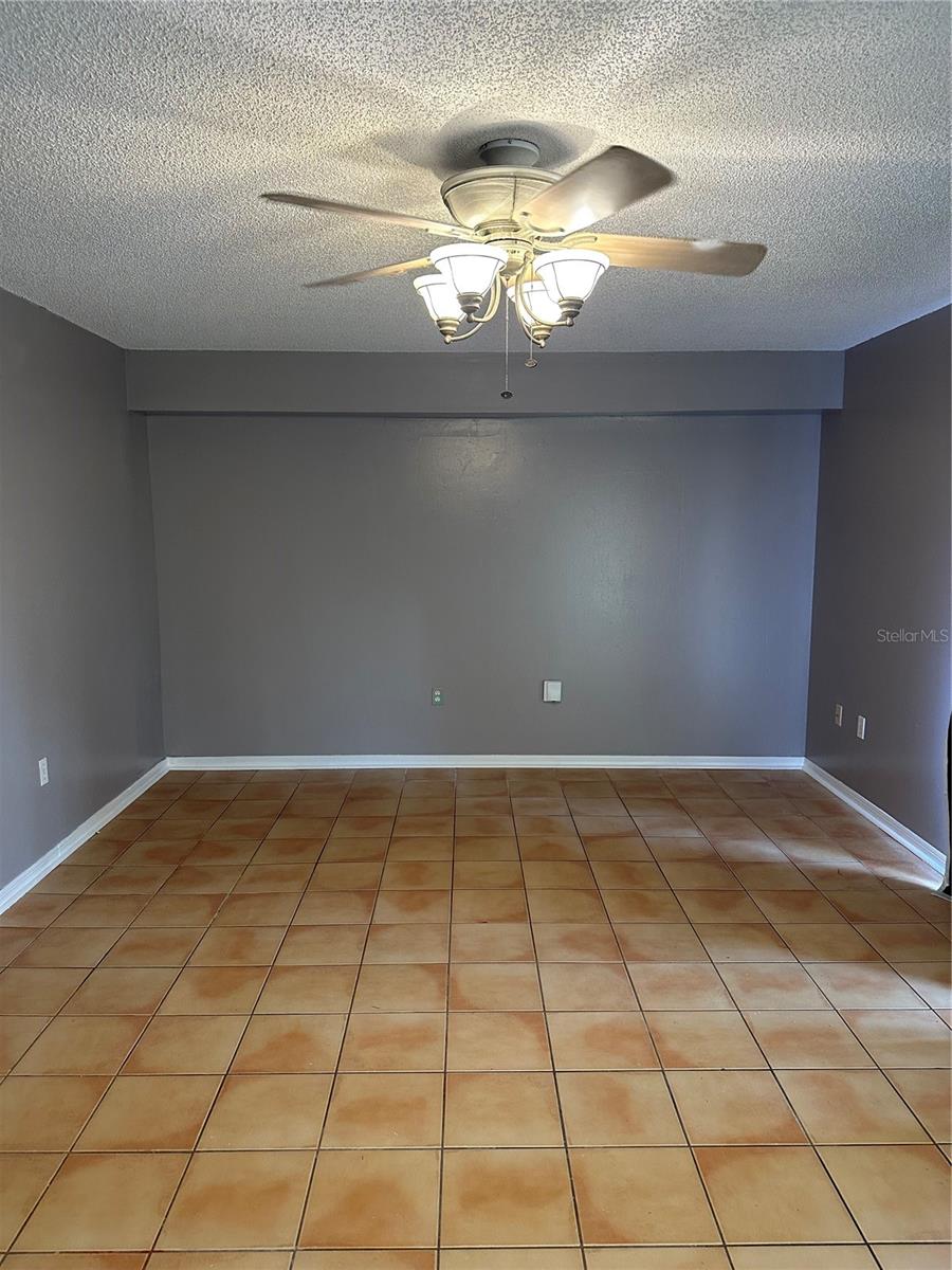 Image 3 of 29 For 5252 Brook Court 240