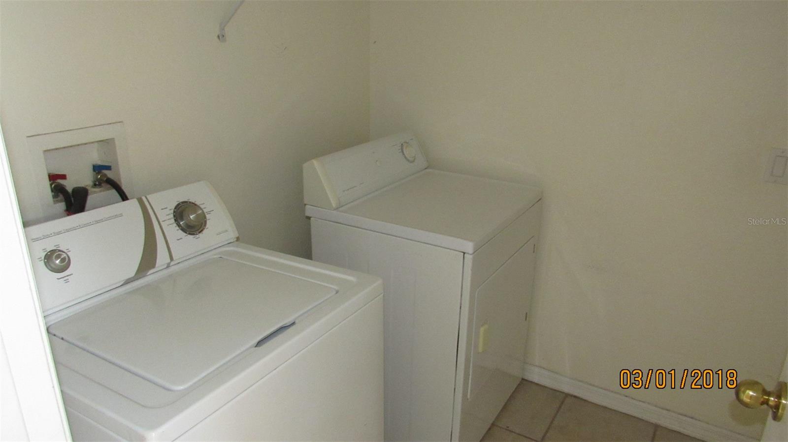 Image 7 of 9 For 185 Thornbury Drive