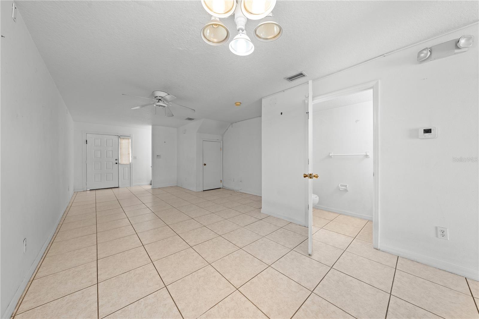 Image 10 of 31 For 3078 Shingle Creek Court