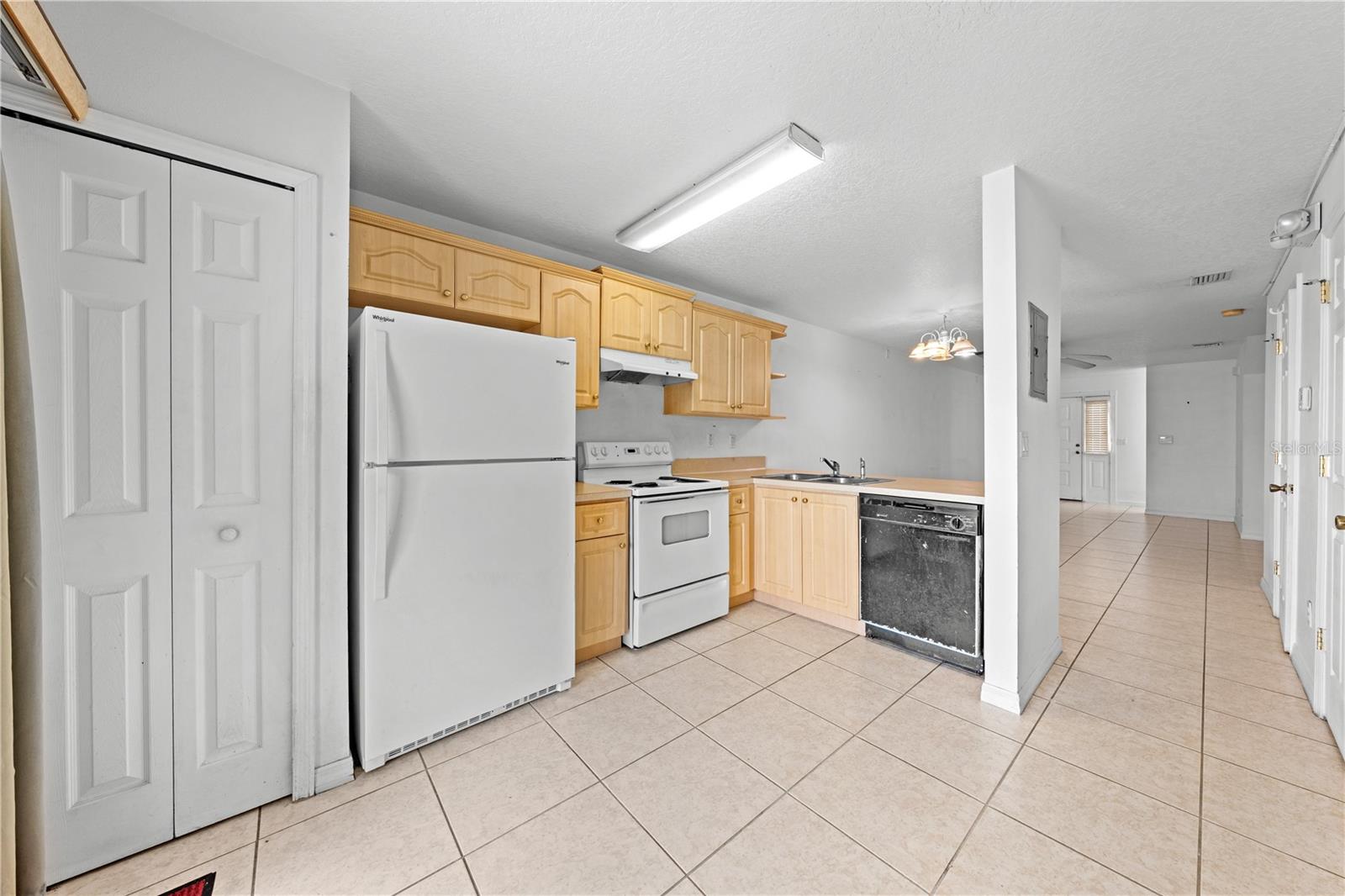 Image 13 of 31 For 3078 Shingle Creek Court
