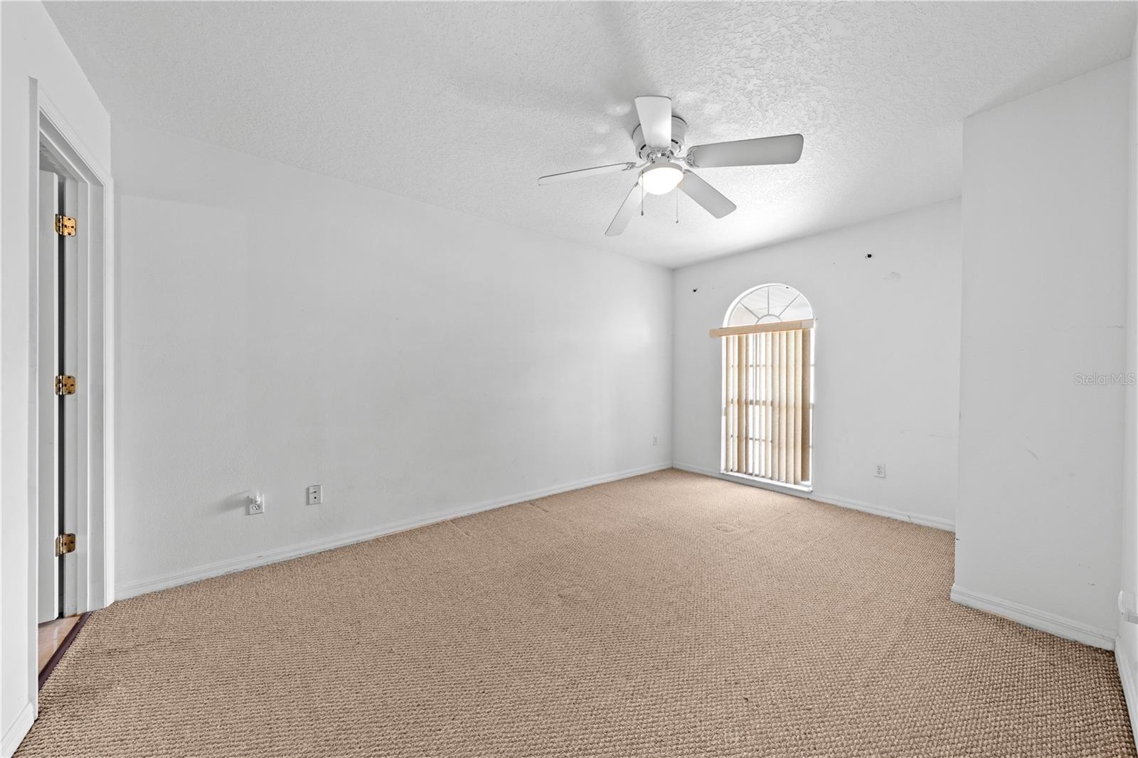 Image 17 of 31 For 3078 Shingle Creek Court