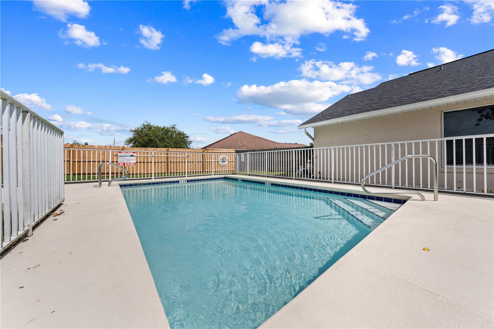 Image 4 of 31 For 3078 Shingle Creek Court