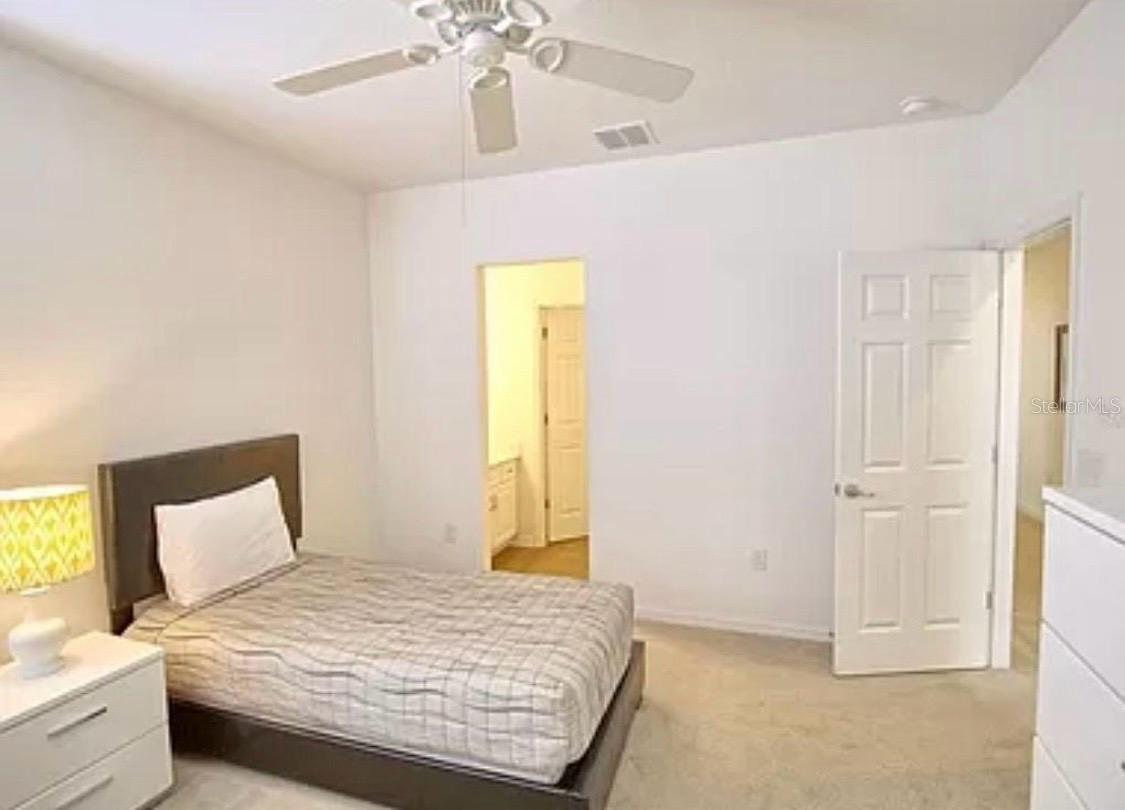 Image 15 of 25 For 2653 Rosemont Circle