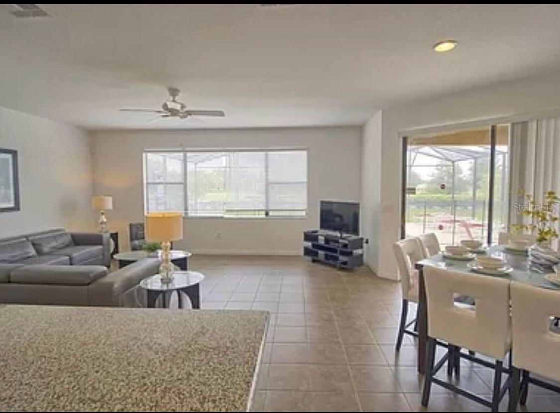 Image 6 of 25 For 2653 Rosemont Circle