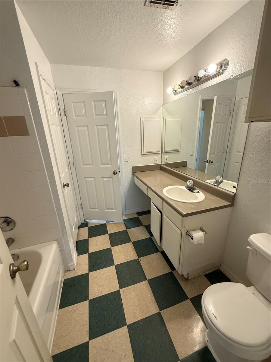Image 12 of 17 For 3712 Castle Pines Lane 4137