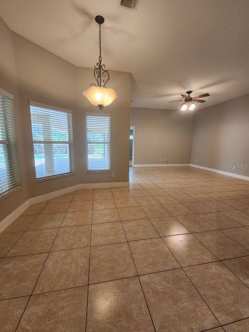 Image 6 of 26 For 1761 Winding Ridge Circle Se