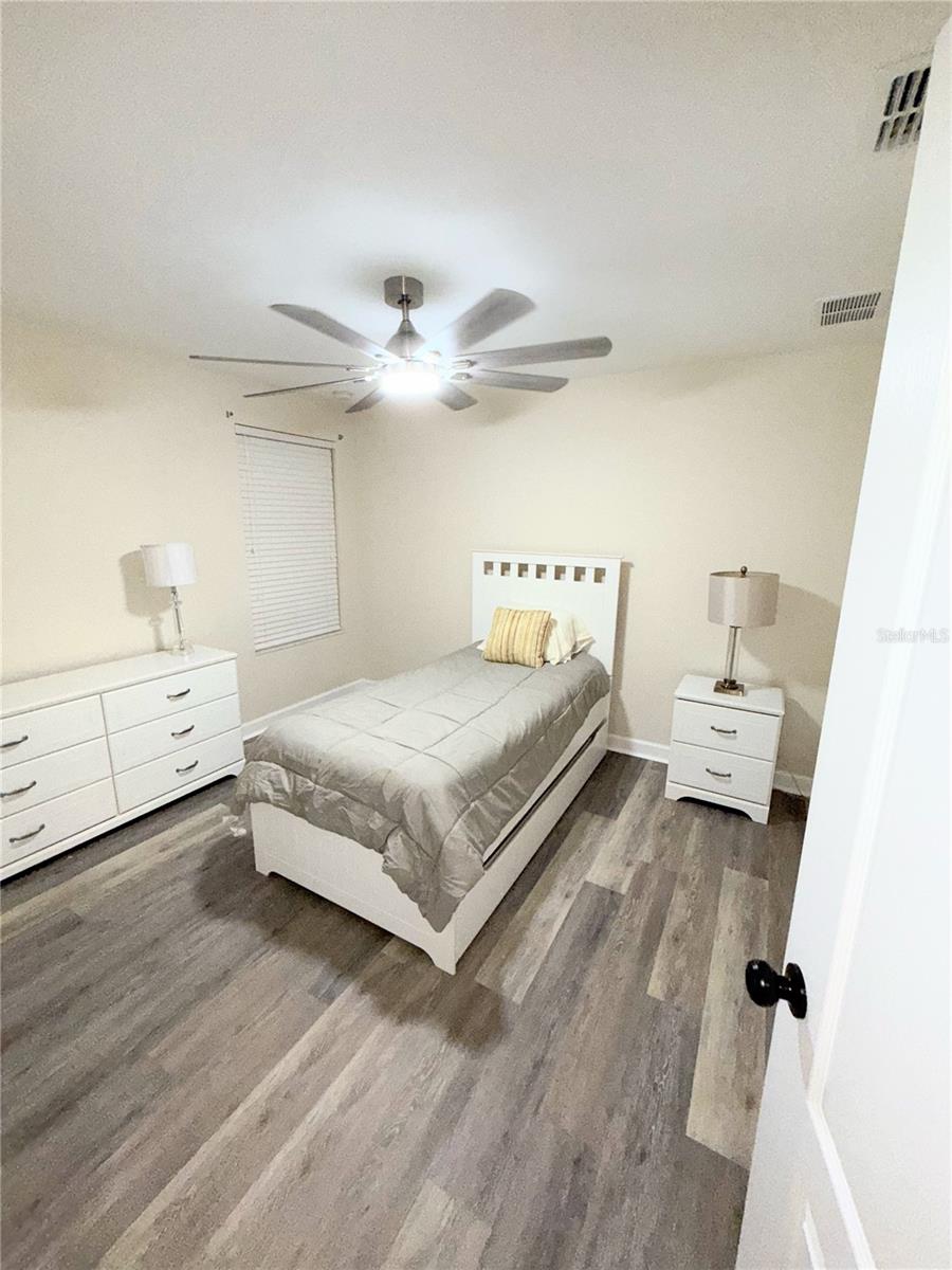 Image 10 of 40 For 1498 Moon Valley Drive