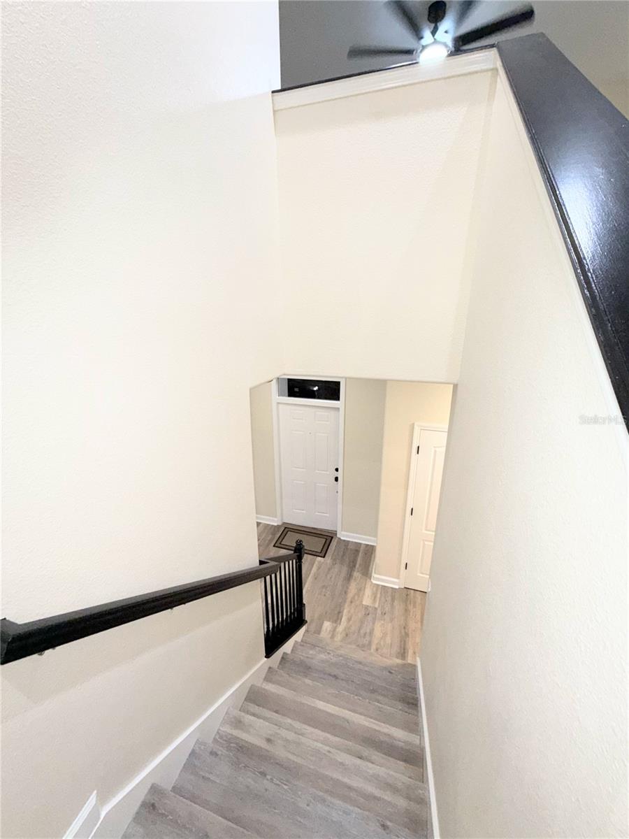 Image 15 of 40 For 1498 Moon Valley Drive