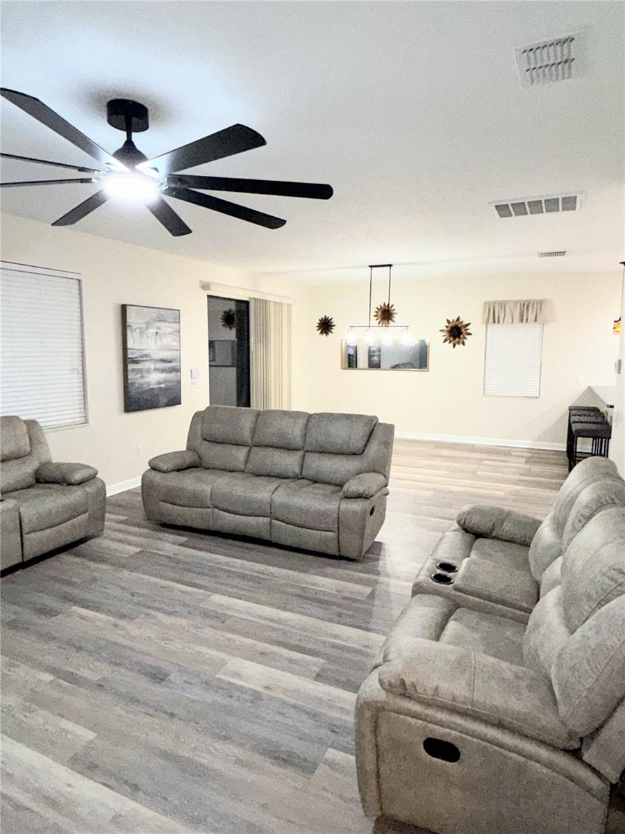 Image 24 of 40 For 1498 Moon Valley Drive