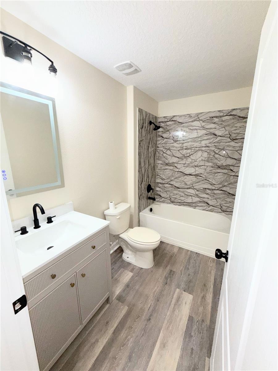 Image 5 of 40 For 1498 Moon Valley Drive