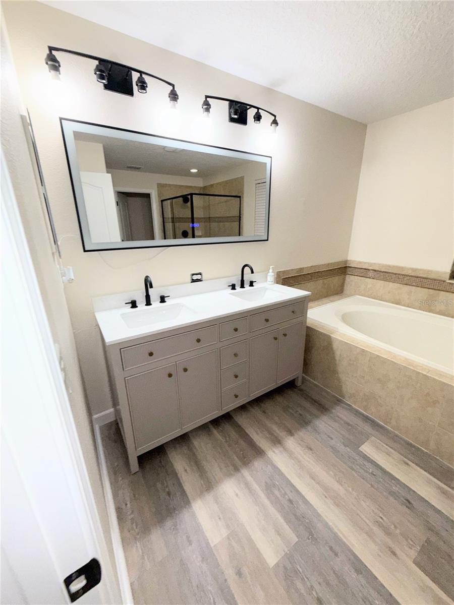 Image 7 of 40 For 1498 Moon Valley Drive