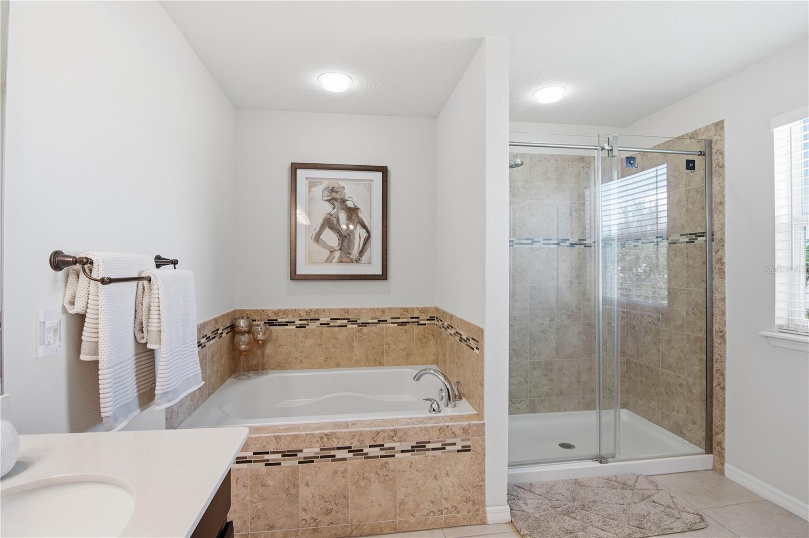 Image 34 of 57 For 6049 Fender Court