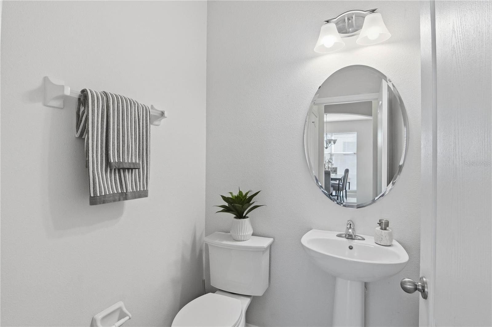 Image 38 of 57 For 6049 Fender Court