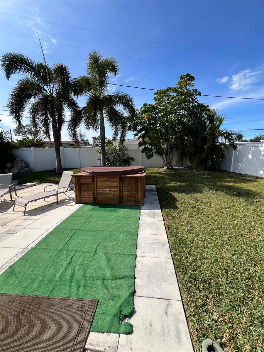 Image 11 of 34 For 5235 40th Street S