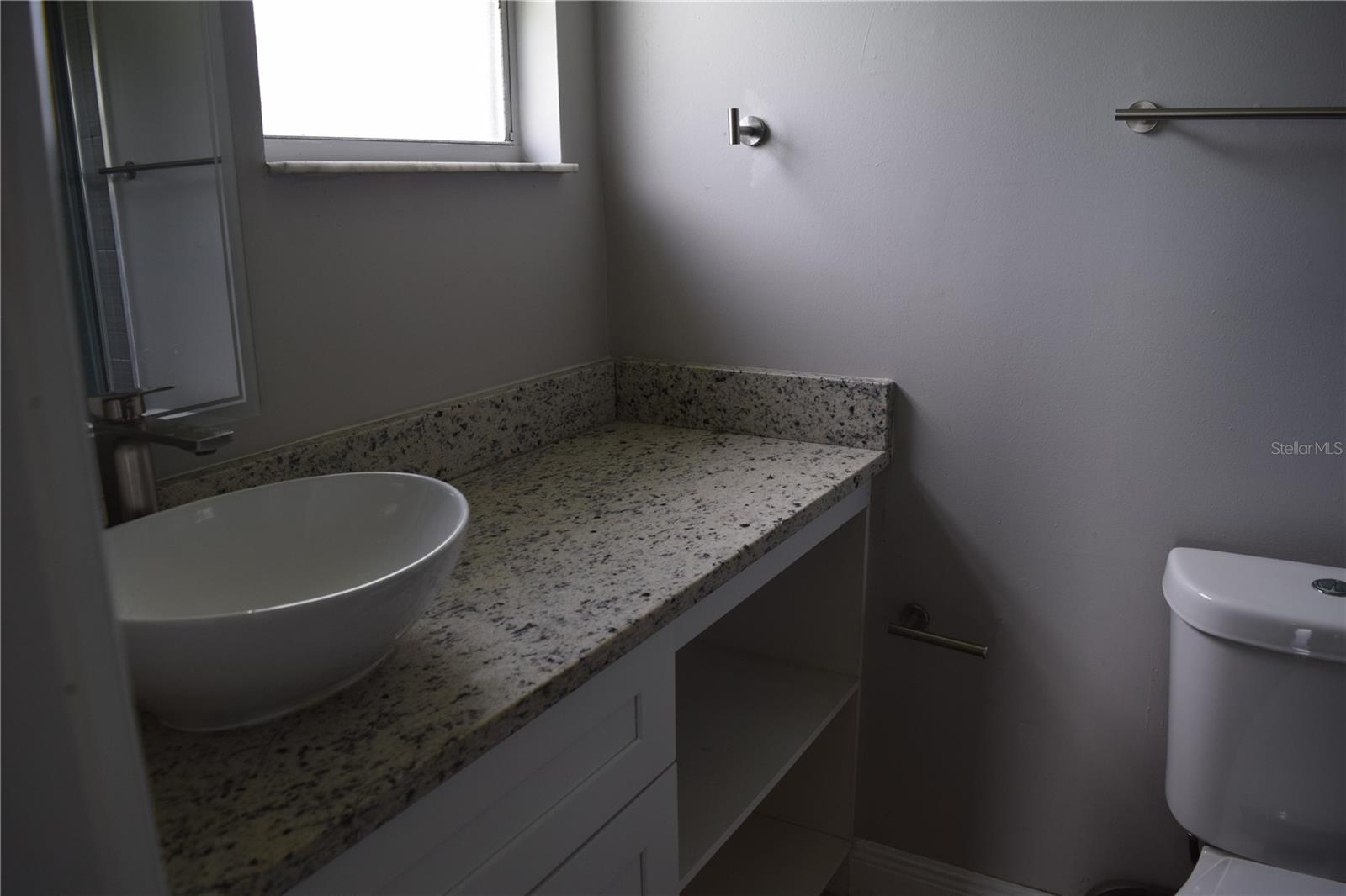 Image 11 of 25 For 4835 Landover Circle