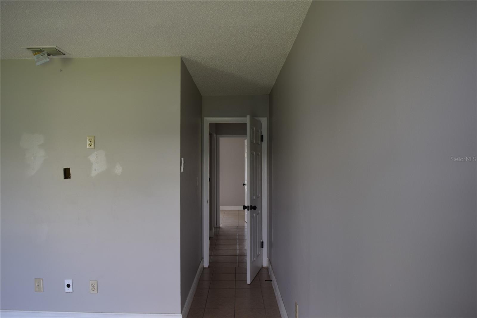 Image 16 of 25 For 4835 Landover Circle