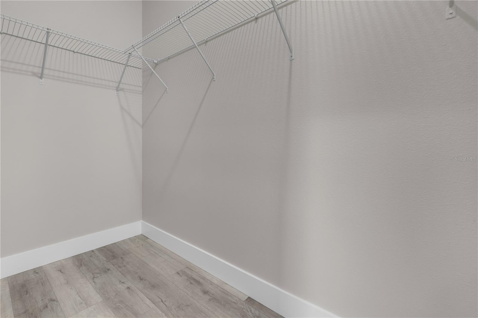 Image 21 of 21 For 1341 East Parkway