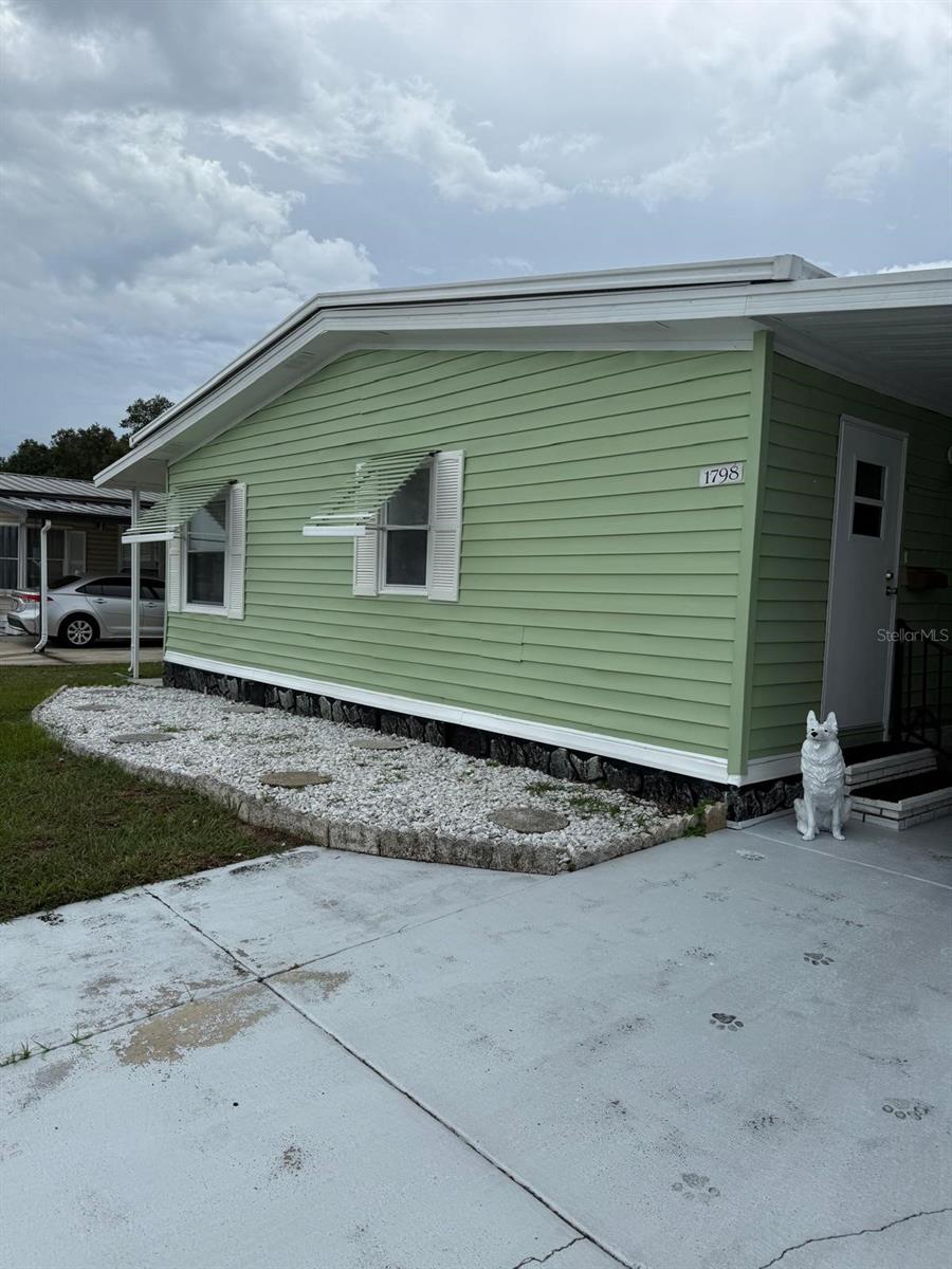 Details for 1798 Fox Hill Drive, LAKELAND, FL 33810